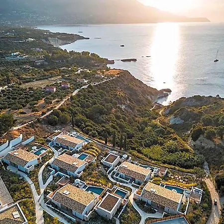 Ξενοδοχείο Eliamos & - Relais & Chateaux 5*