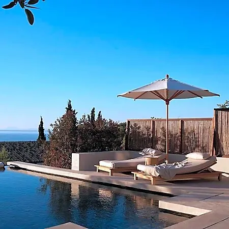 호텔 Eliamos & - Relais & Chateaux 5*