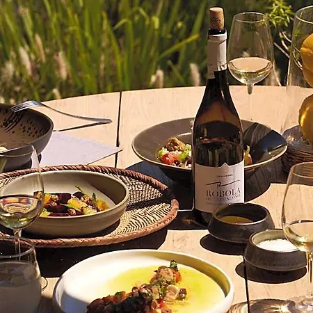 Eliamos & - Relais & Chateaux Valsamata